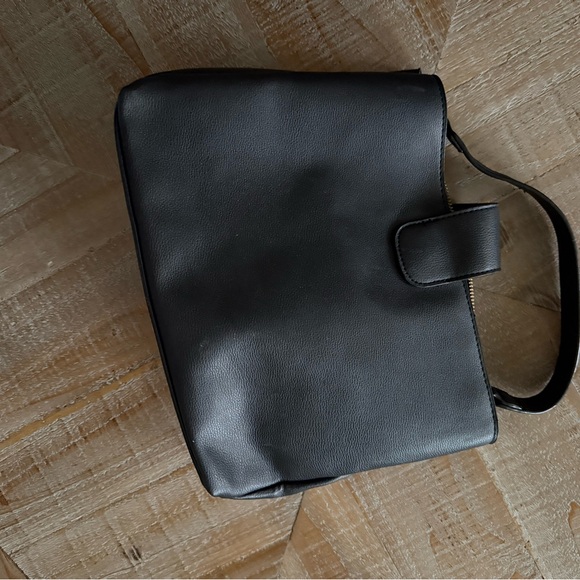 Handbag - Picture 5 of 5